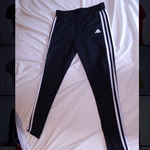 Adidas leggings